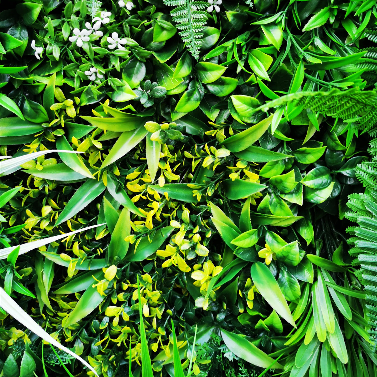 Artificial Deluxe Green Wall (100x100cm) - Year-Round Lush Greenery for UK Gardens & Events - No Upkeep!