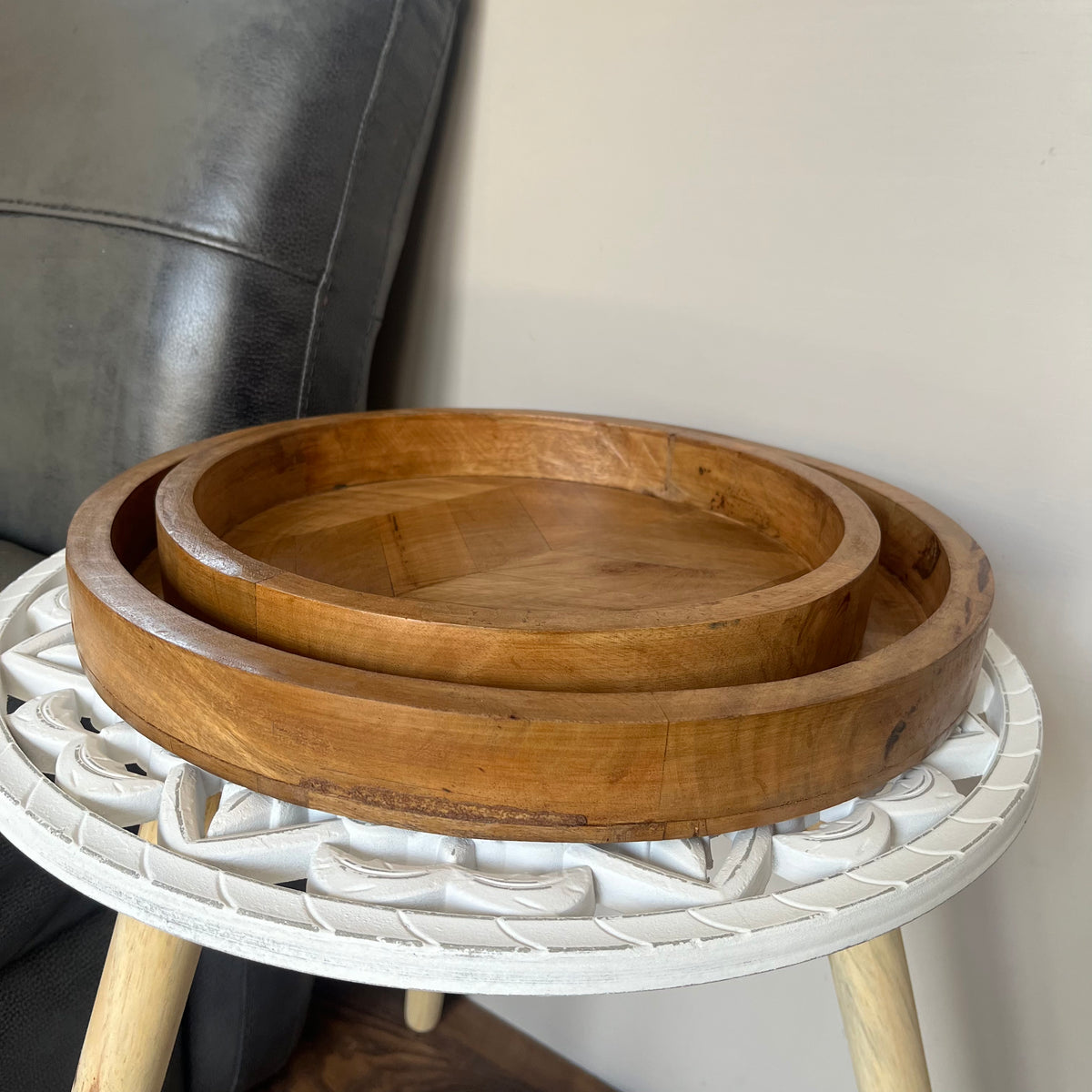 Round Herringbone Wooden Serving Trays - Mango Wood