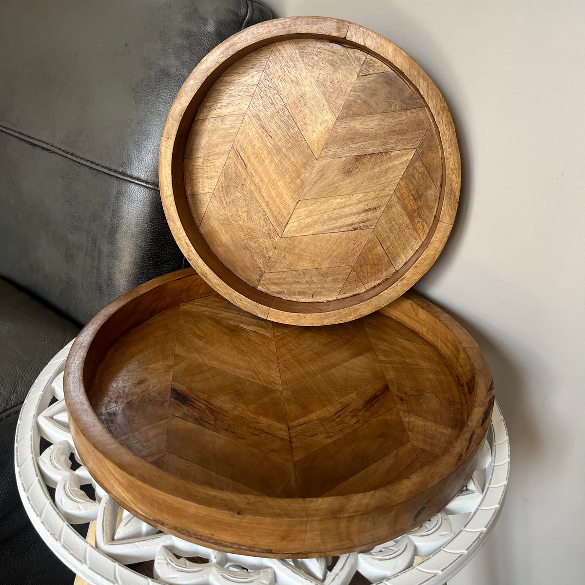 Round Herringbone Wooden Serving Trays - Mango Wood