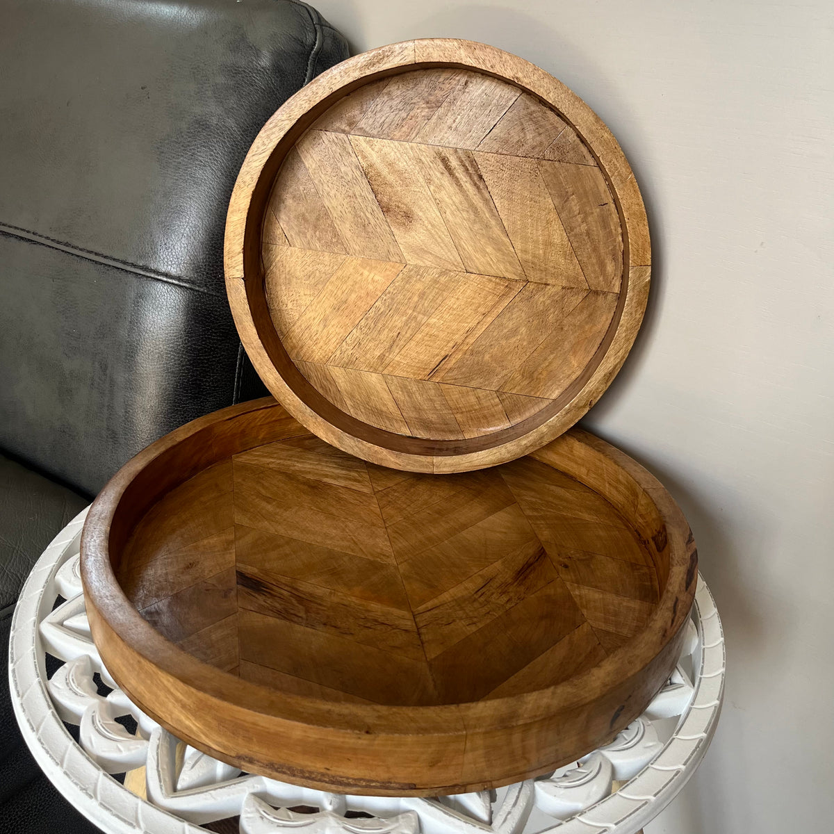 Round Herringbone Wooden Serving Trays - Mango Wood