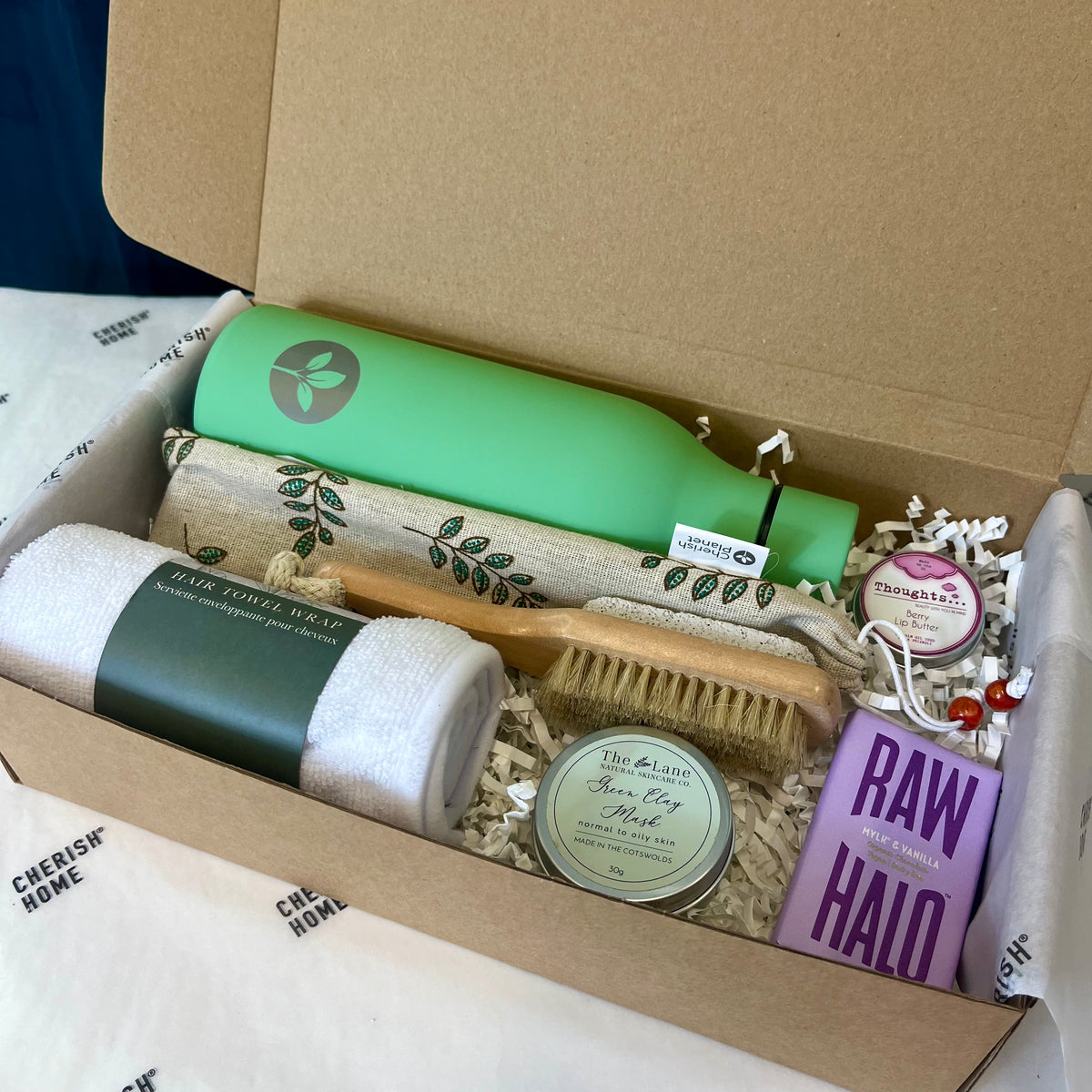 Unwind & Glow: The Pamper & Hydrate Self-Care Gift Box