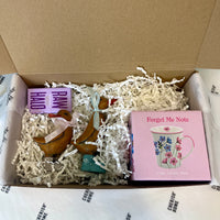 Sweet Ducks & Blooms Gift Box