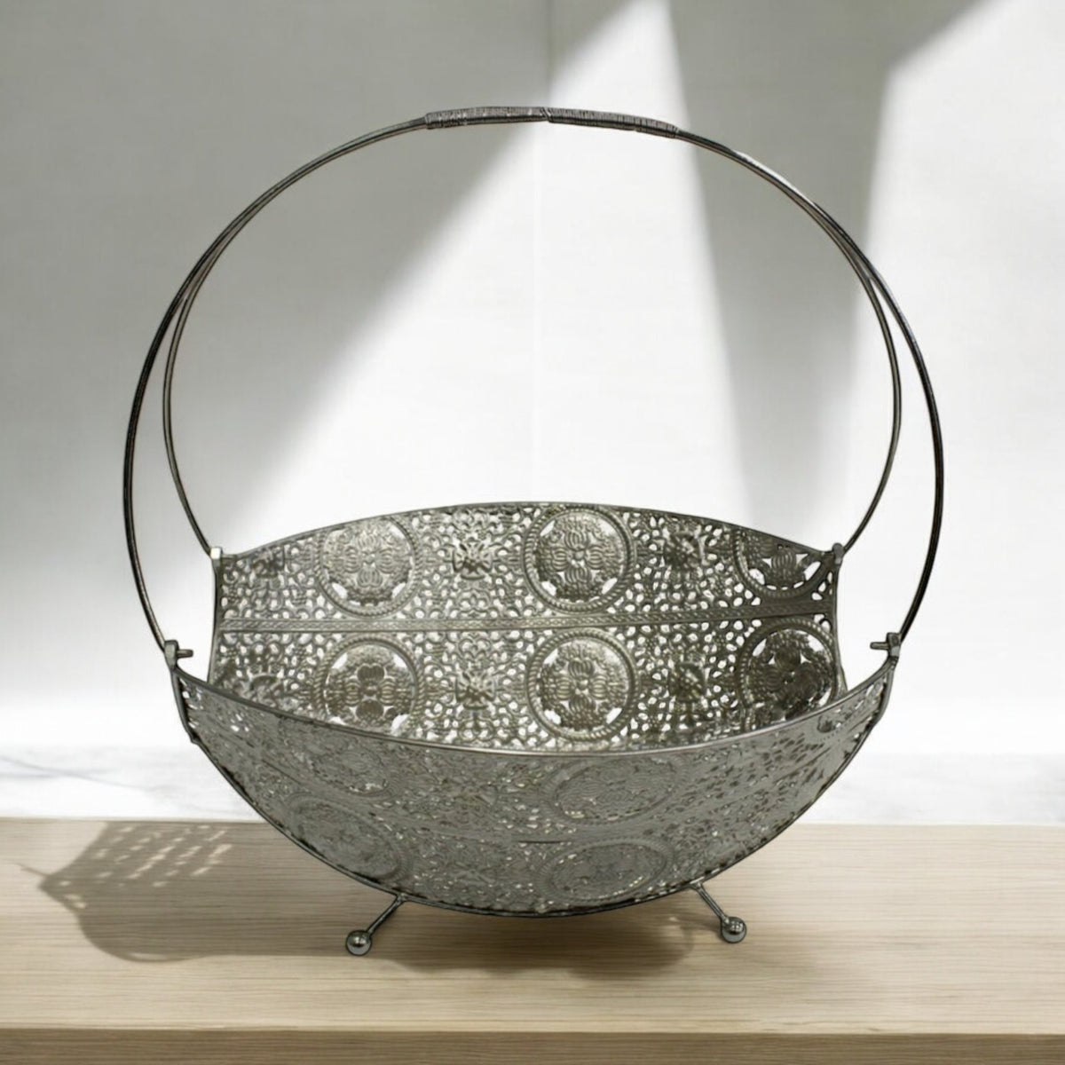 Large Metal Mesh Silver Decor Bowl Centerpiece Bowl Tray Fruit Bowl - Cherish Home