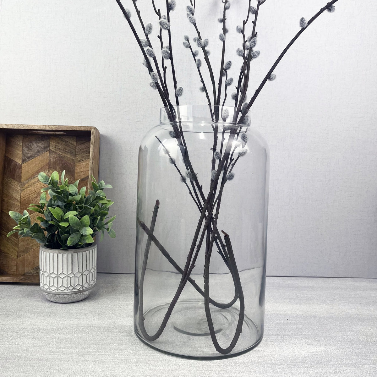 Magnitudo Medium Glass Vase - Cherish Home