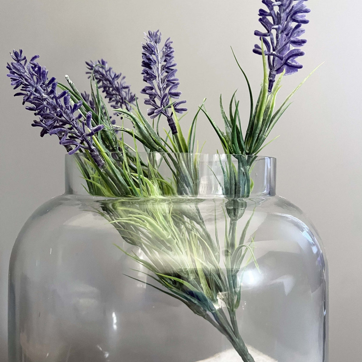 Magnitudo Small Glass Vase - Cherish Home