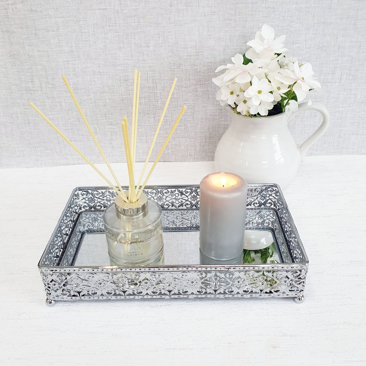 Planus Silver Style Rectangular Mirror Display Trays