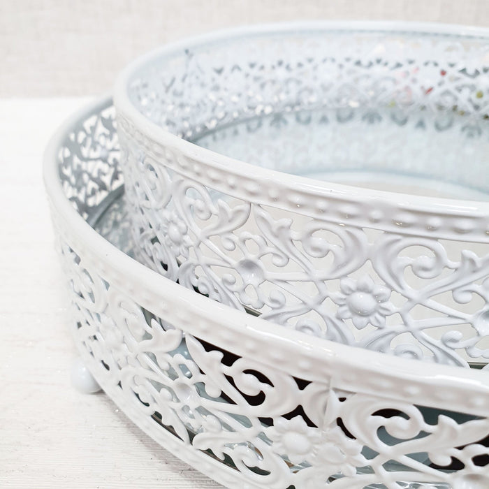 White Style Round Mirror Display Trays Close Up
