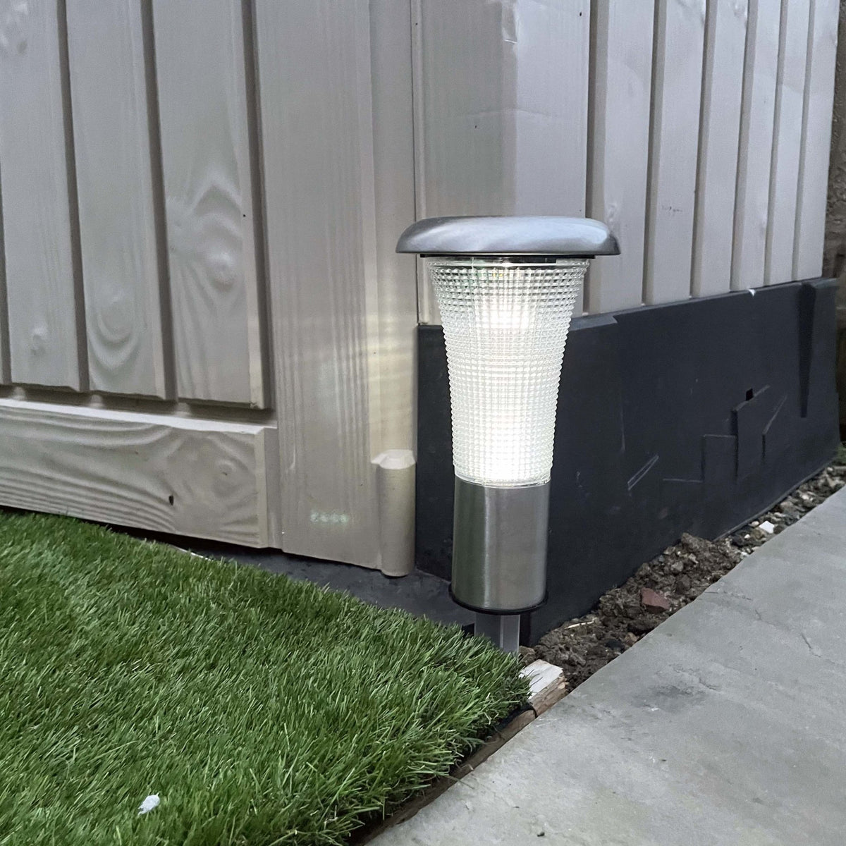Solar Garden Light