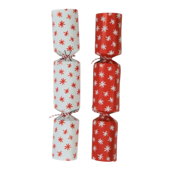 12x Doodle Dashers Novelty Christmas Crackers with Games, Red & White 9" (22cm) - Cherish Home