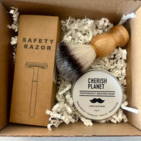 Men's Shaving Kit with Safety Razor, Shaving Soap, and Shaving Brush - Complete Grooming Set for a Close and Smooth Shave