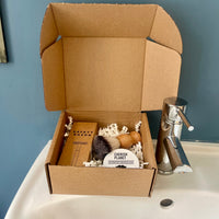 Men's Shaving Kit with Safety Razor, Shaving Soap, and Shaving Brush - Complete Grooming Set for a Close and Smooth Shave
