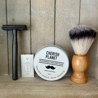 Men's Shaving Kit with Safety Razor, Shaving Soap, and Shaving Brush - Complete Grooming Set for a Close and Smooth Shave