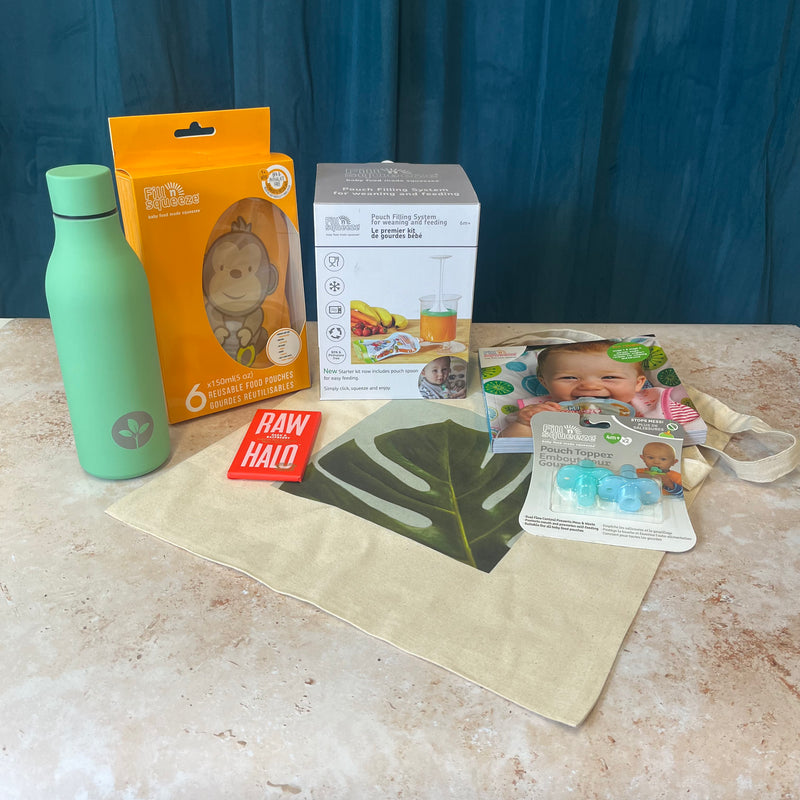 New Baby Gift Set & Weaning Essentials Bundle - Fill n Squeeze Food Pouch Maker, Recipe Book, Silicone Toppers & Parent Gifts