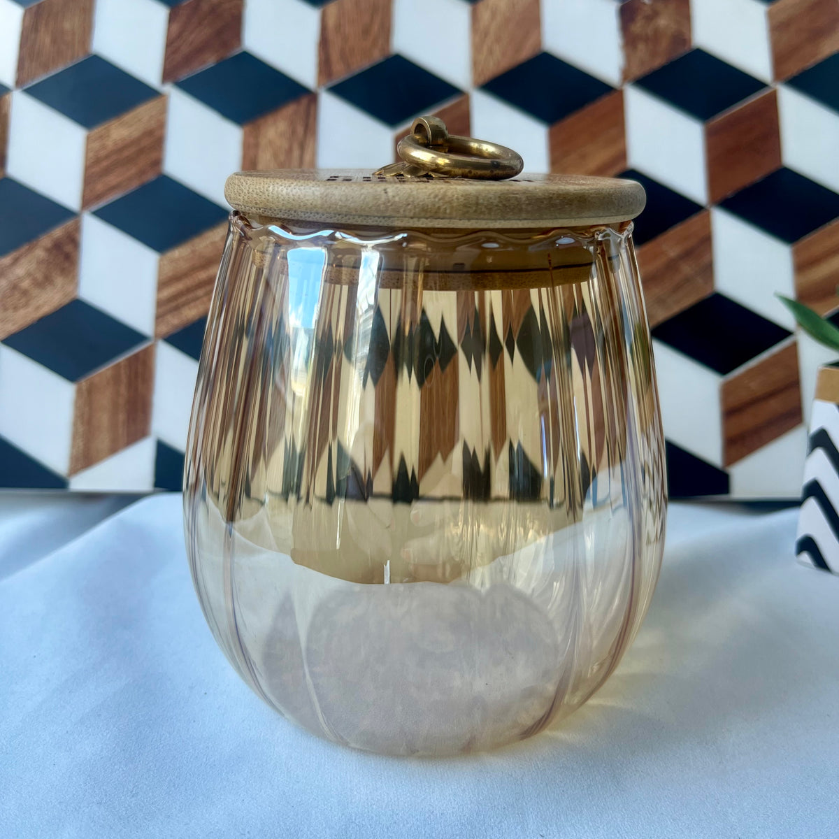 Cherish Home Elegant Ribbed Glass Tea Storage Jar with Bamboo Lid & Gold Accent