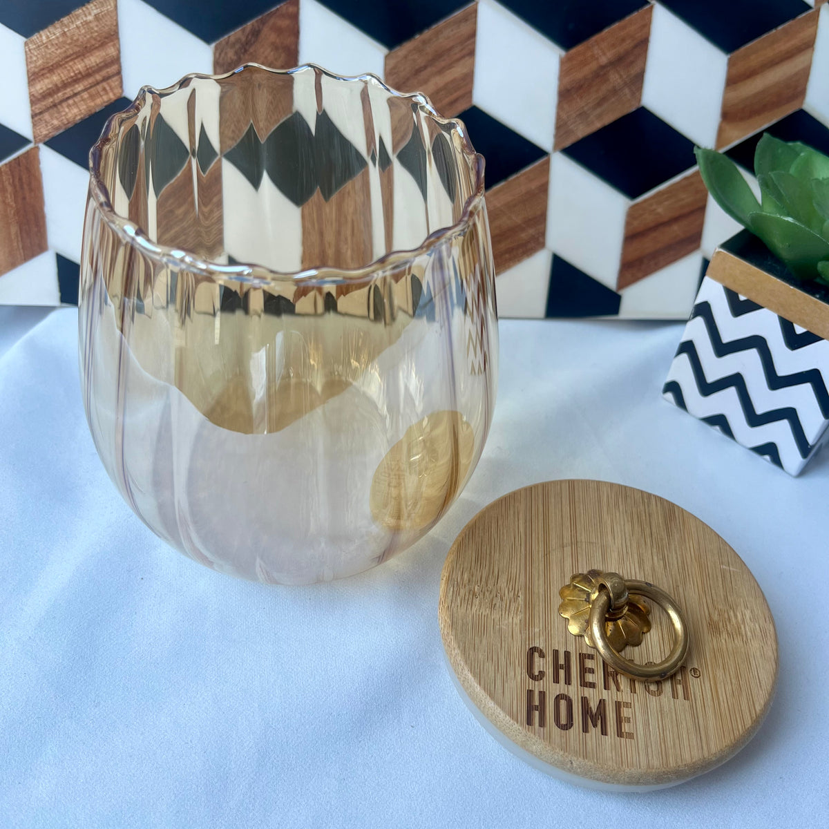 Cherish Home Elegant Ribbed Glass Tea Storage Jar with Bamboo Lid & Gold Accent