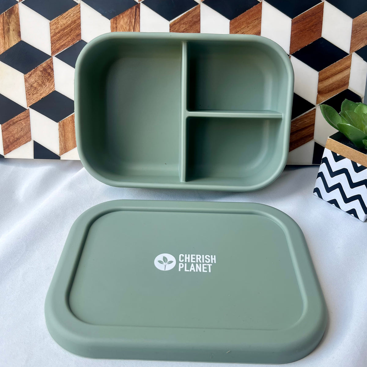 920ml Silicone Lunch Box, Leakproof Reusable Food Container for Adults & Kids
