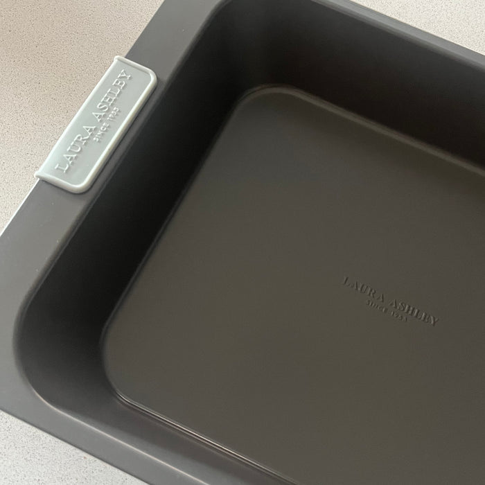 Laura Ashley 38cm (15") Oblong Roasting Pan