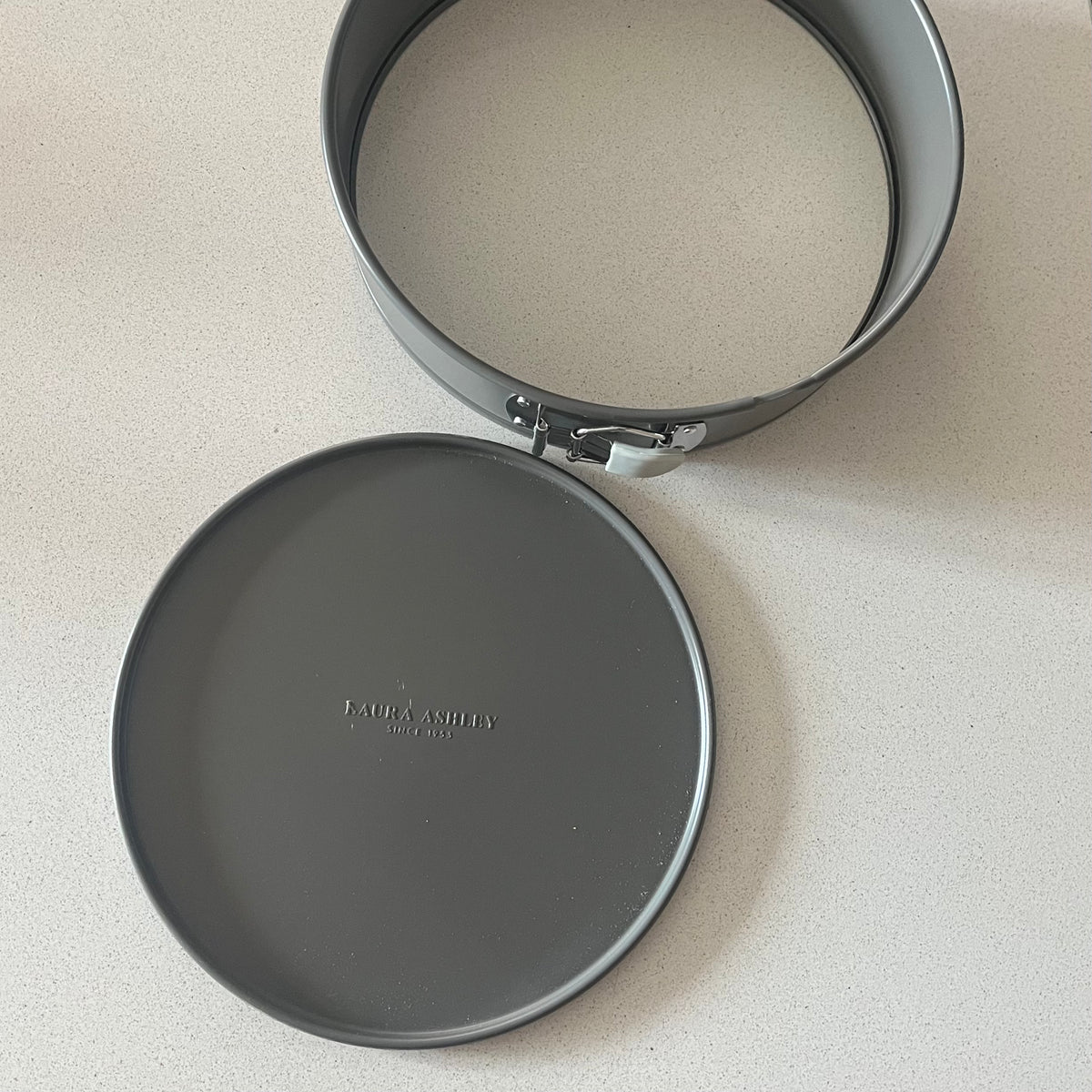 Laura Ashley 23.5cm (9") Springform Cake Pan