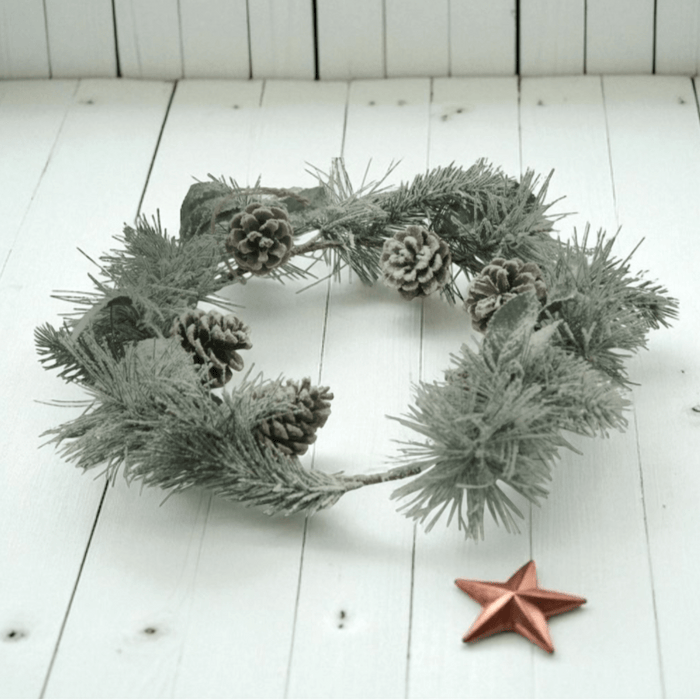 Christmas Door Wreath Ring Traditional Festive Winter Acorn Hanging Decoration - Cherish Home