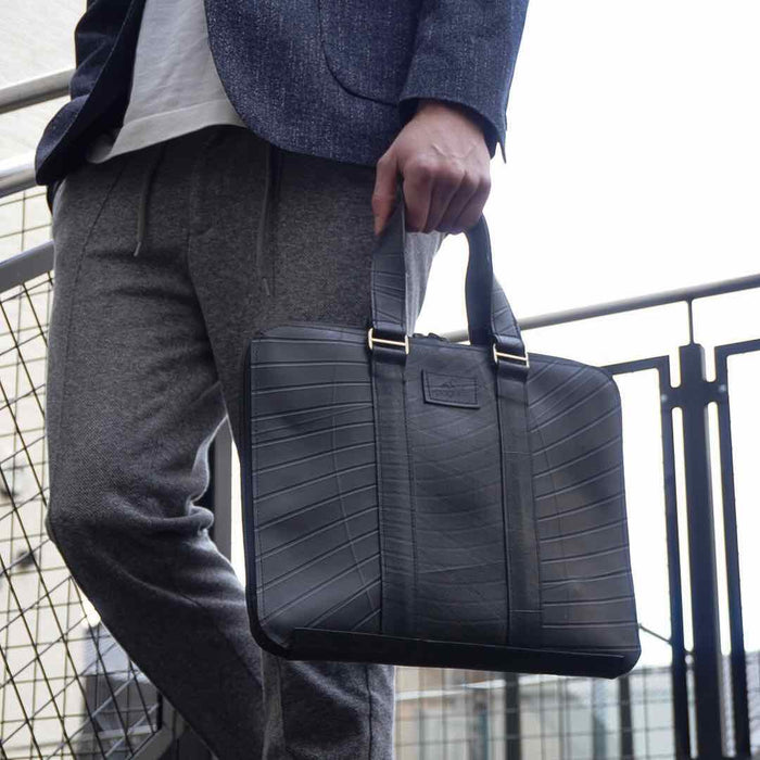 Slimline Upcycled Inner Tube Laptop Bag - Padded Vegan Shoulder Bag / Messenger Bag for 13" / 15" Laptops - Eco - Friendly & Waterproof - Cherish Home