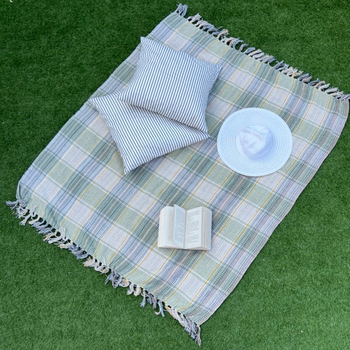 Sustainable Outdoor Picnic Blanket 130x150cm, made from Recycled Materials - Cherish Home