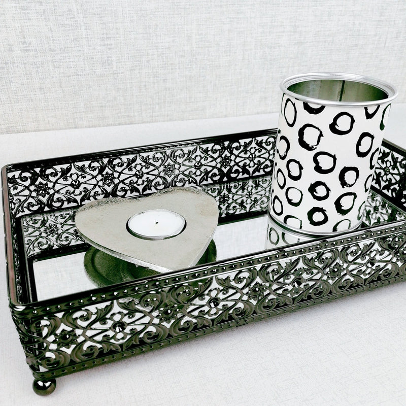 Silver Aluminium Heart Tea Light Holder on mirror tray 